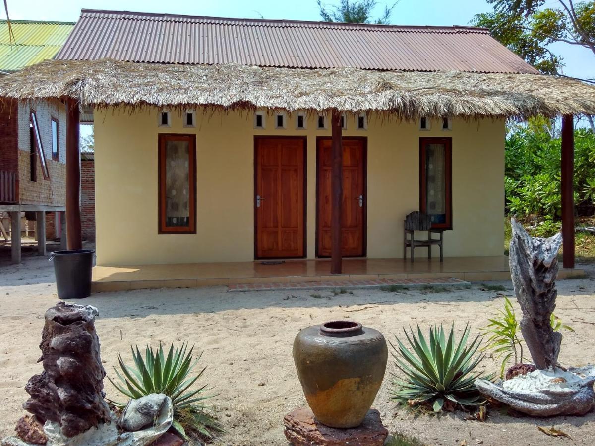 Asari Timo Cottage Karimunjawa Exterior foto